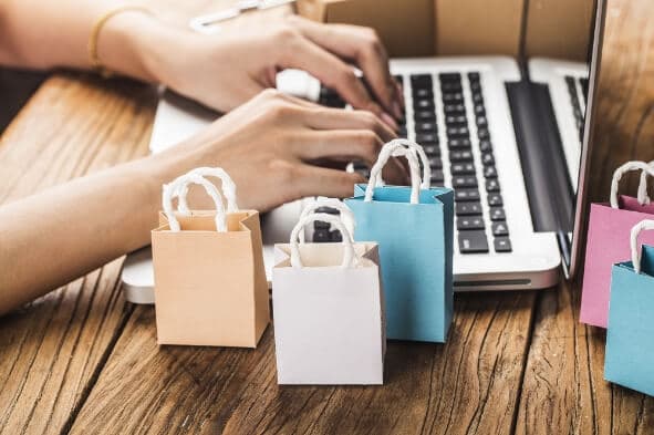 Combating Cyber Threats in E-Commerce Transactions to Secure Online Payments