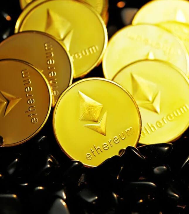 Smart Contracts And Decentralized Apps