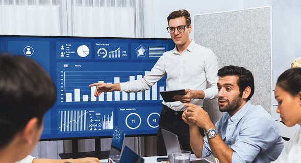 Amazon QuickSight Dashboards on Redshift for Data Analytics
