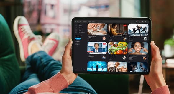 Decentralized NFT Marketplace for Transparent Digital Art Trading