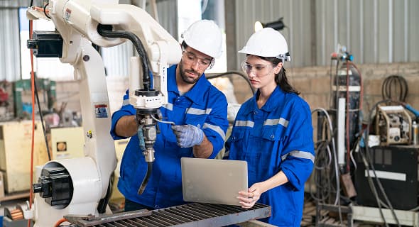 IoT Event Streaming for a Smart Manufacturing System