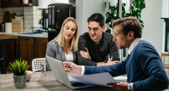 LLaMa Agents For Optimizing Customer Support Efficiency