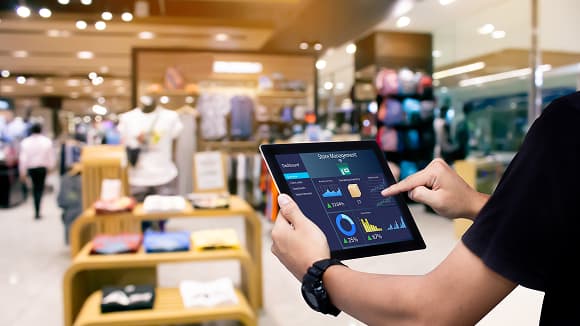 Developing a Headless Commerce Frontend for High Traffic Performance
