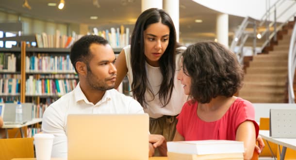 Scaling an E-Learning Platform for an Educational Institution