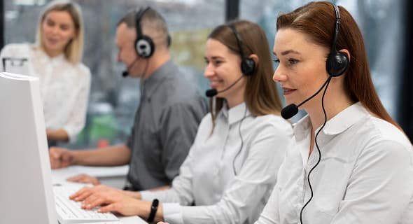 Improving Helpdesk SaaS Platform with Issue Resolution and Data Accuracy